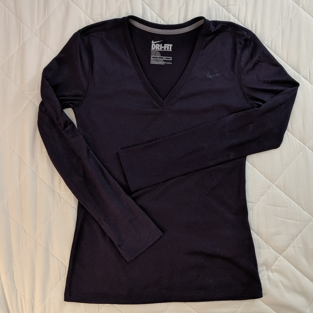 Nike long sleeve dri-fit v neck shirt